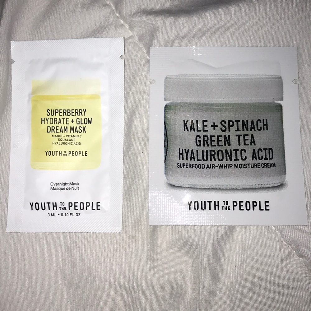 HYDRATE + GLOWMASK & superfood moisture cream